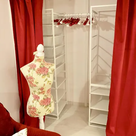 Stylish Vintage Glam Budapeszt