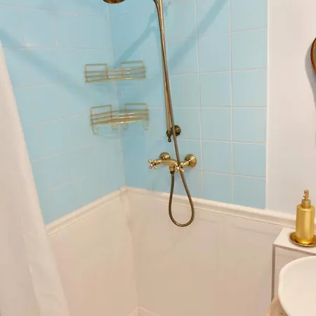 Stylish Vintage Glam