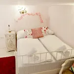 Stylish Vintage Glam דירה *