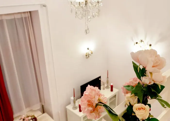 아파트 Stylish Vintage Glam